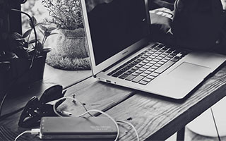 1人放弃引爆争议！曼联赌对未来还是自毁防线？